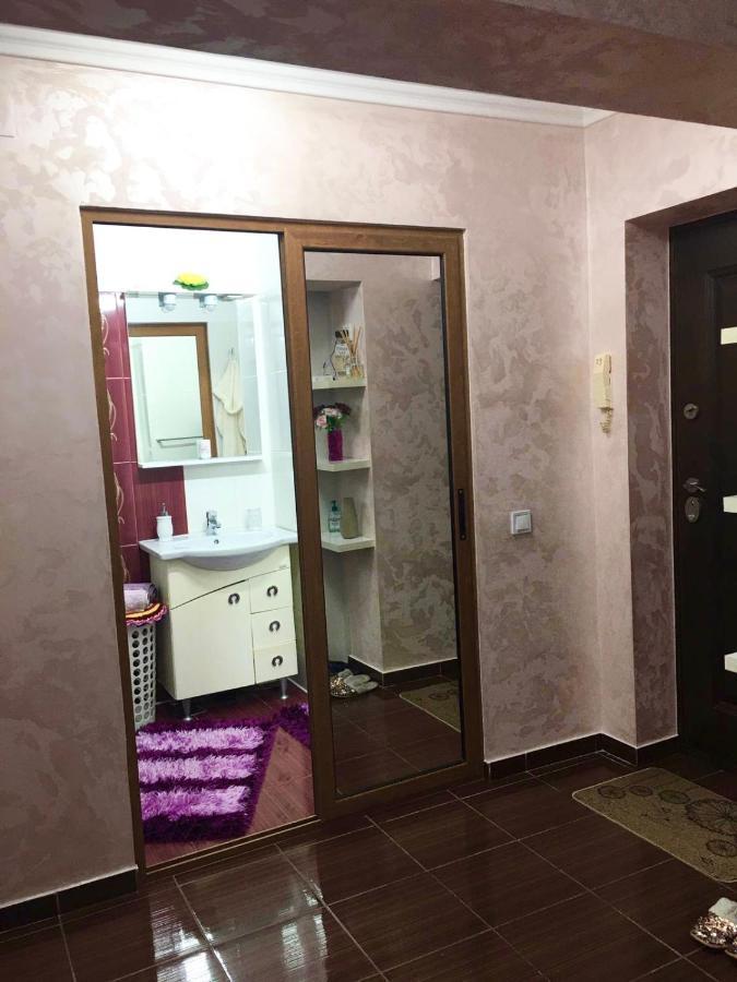 Tribunal Apartament langa Faleza Dunarii Braila Bagian luar foto
