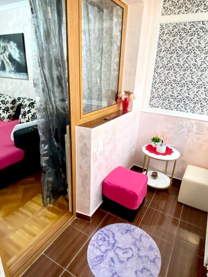Tribunal Apartament langa Faleza Dunarii Braila Bagian luar foto