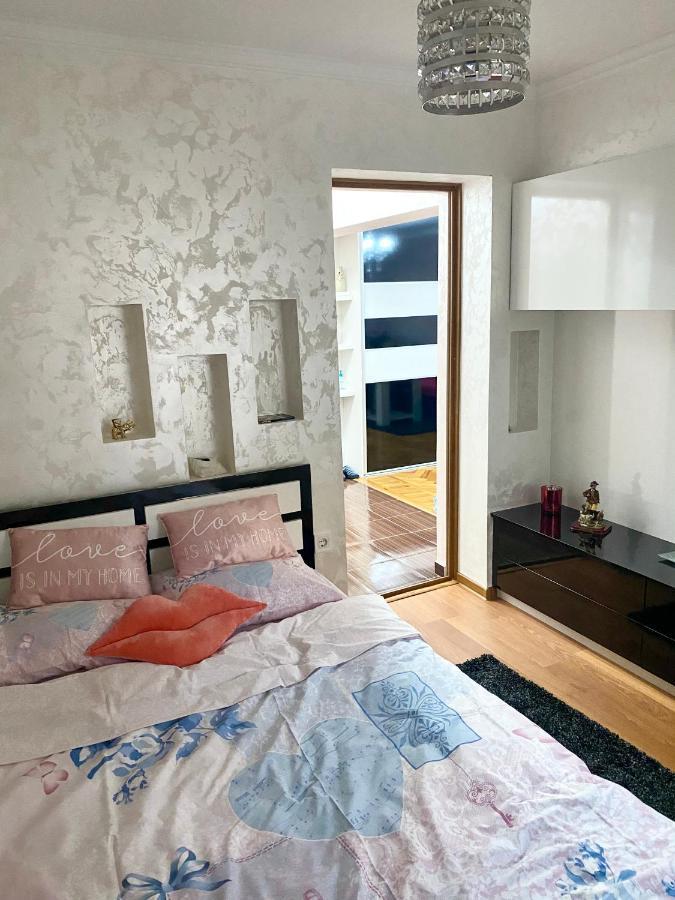 Tribunal Apartament langa Faleza Dunarii Braila Bagian luar foto