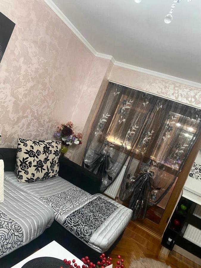 Tribunal Apartament langa Faleza Dunarii Braila Bagian luar foto